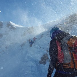 Who Is Responsible for Safety in the Mountains – Yourself, Friends, or a Professional?